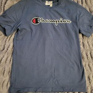 Champion Men's Blue and Navy T-shirt
